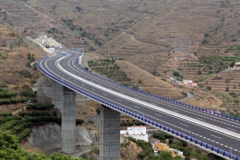 Den nya motorvägen förbättrar avsevärt förbindelserna mellan Almuñécar och inlandet. Foto: Ayto de Almuñécar